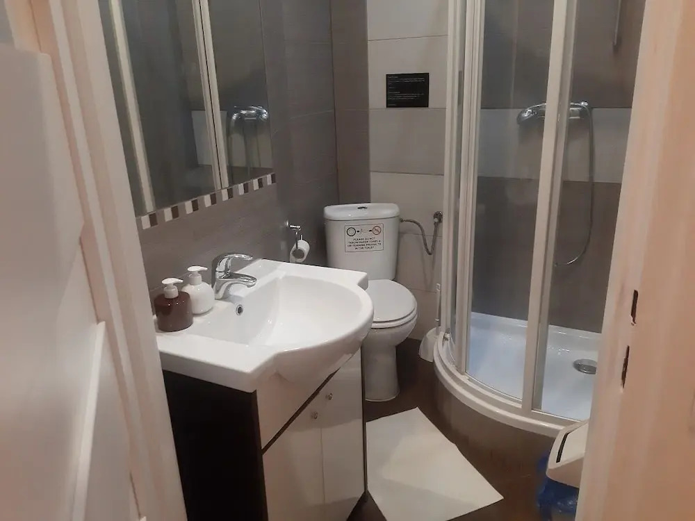 EURO-ROOM