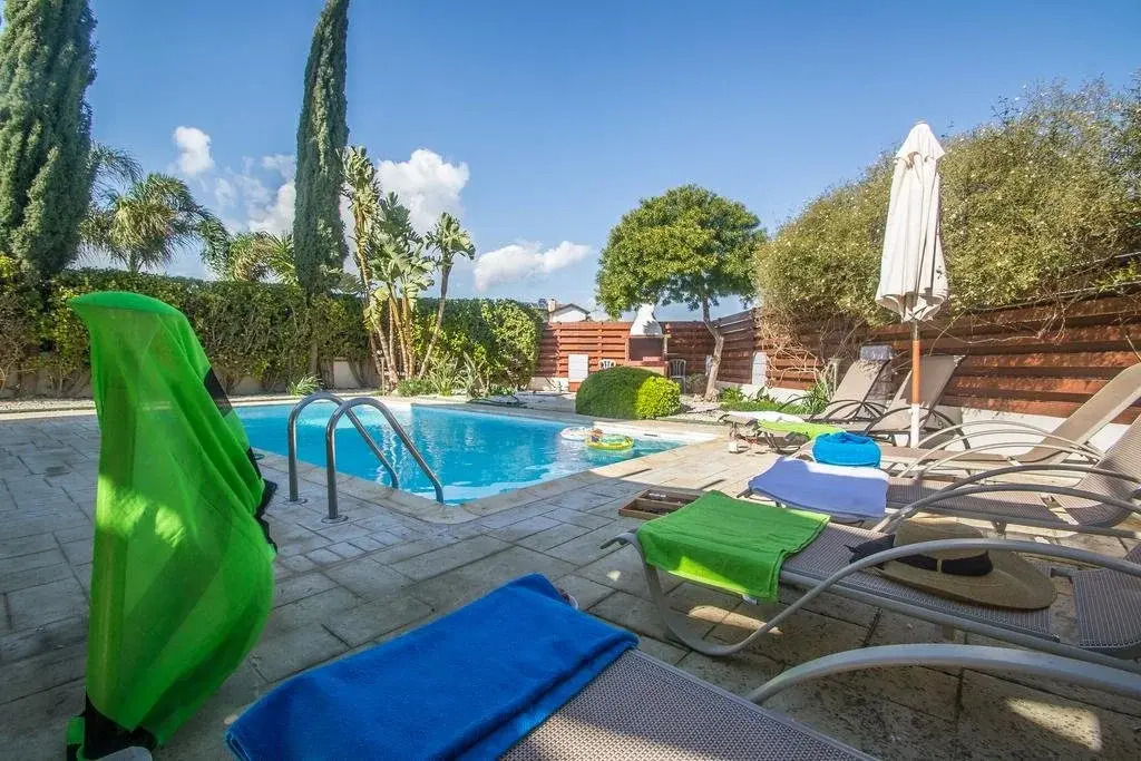 Yolanda Holiday Villa