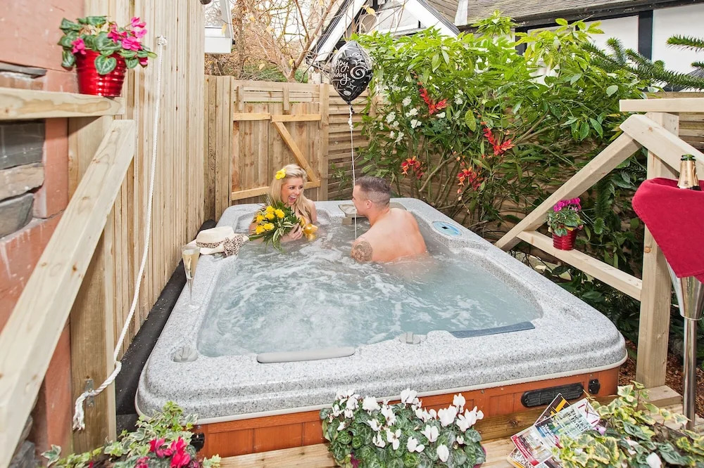 Windermere Boutique Hotel Spa Suites & Hot Tubs