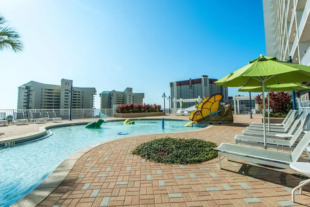 Laketown Wharf 331