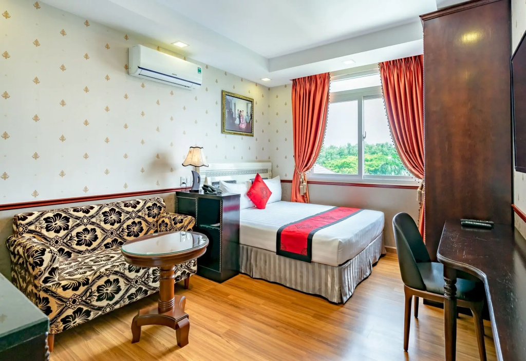 Collection O Emerald Luxury Apartment - Near SECC