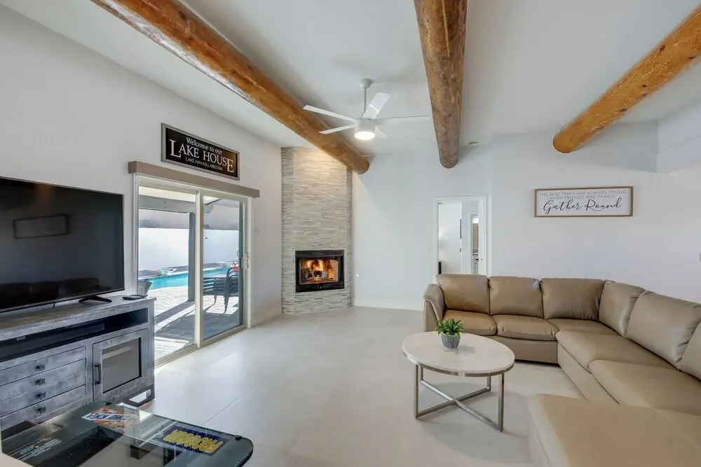Pet-friendly Home w/ Hot Tub in Lake Havasu City