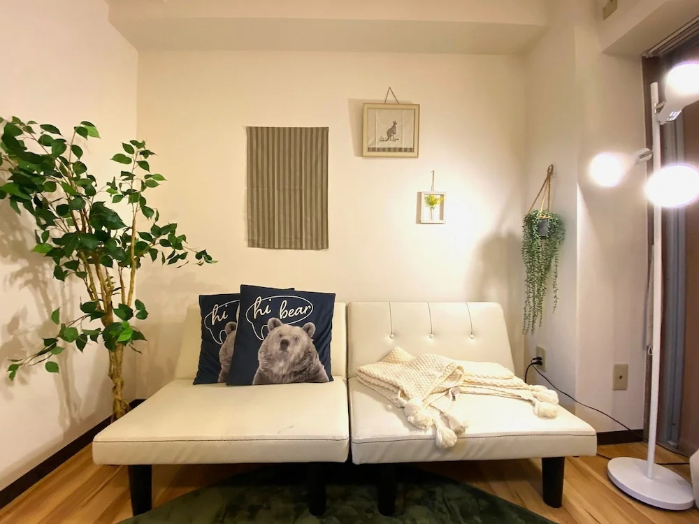 Yoyogi Apartment 2-401