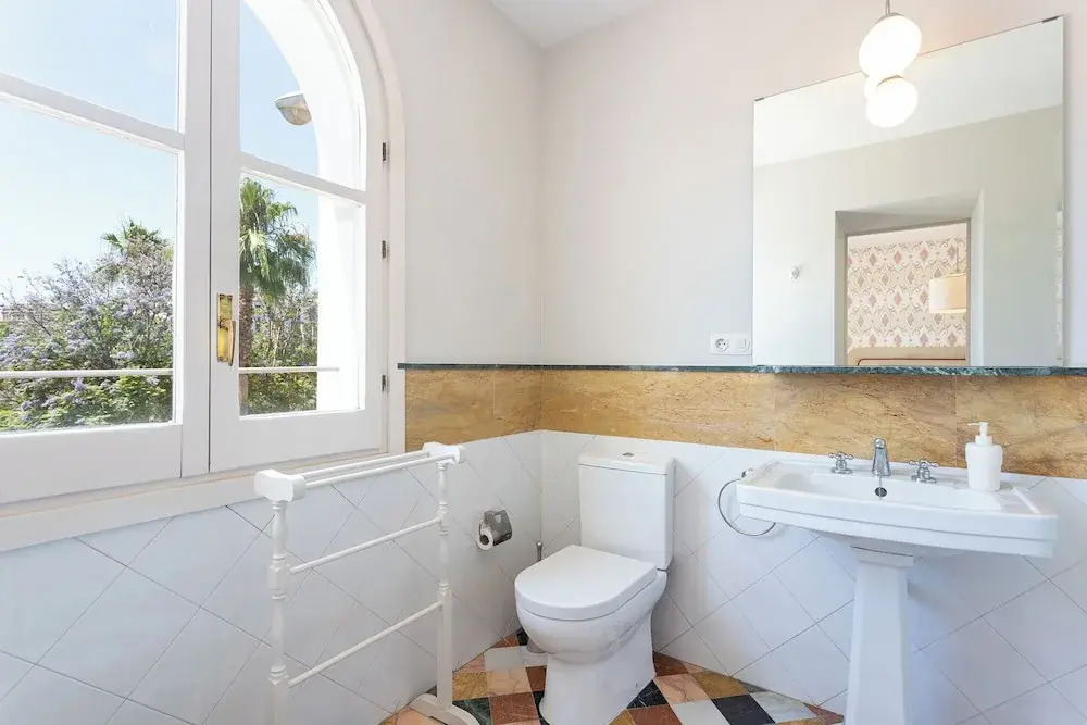 Traditional House With Private Terrace. Campamento