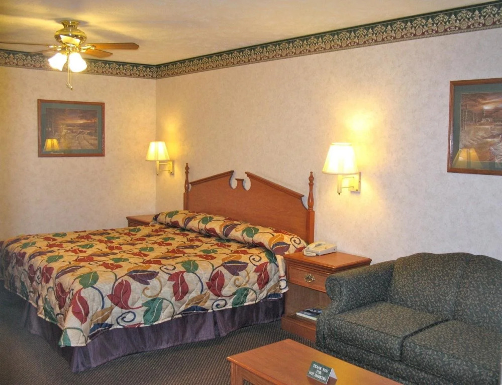 Deerfield Inn