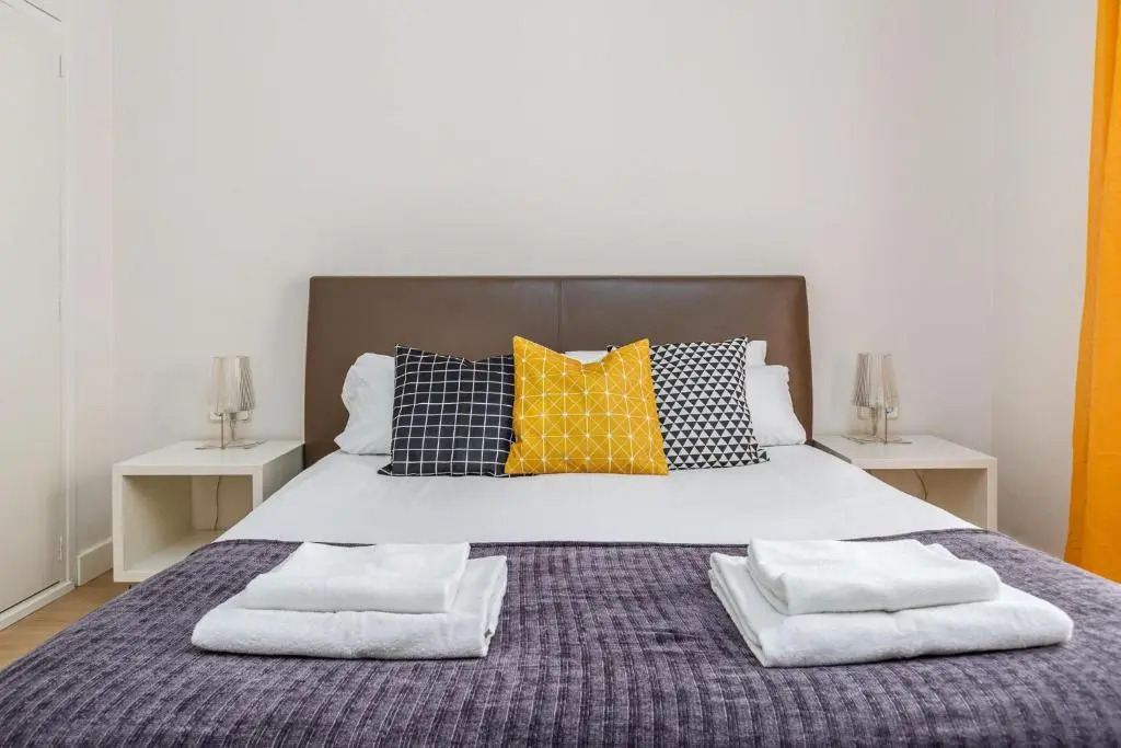 FridaysFlats Destination Downtown - Ultra Central