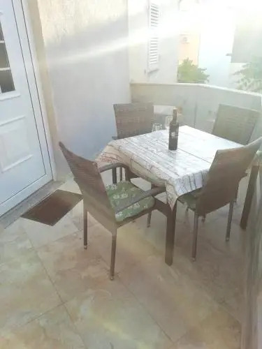 Apartment Pradini