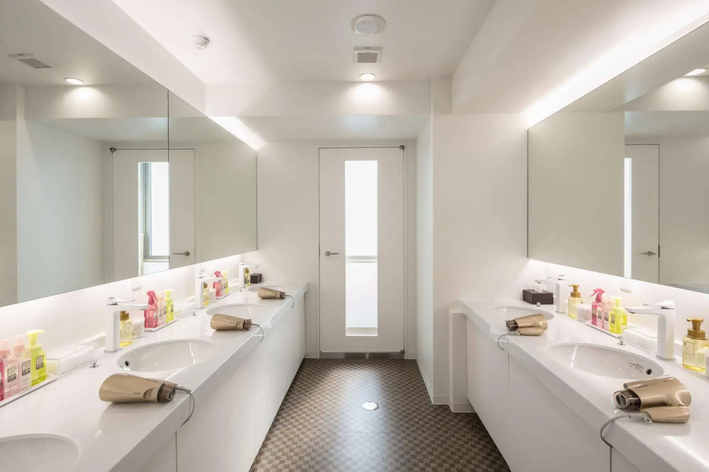 Capsule Resort Kyoto Square
