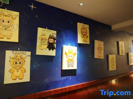 Staying at the Holiday Inn Cafe