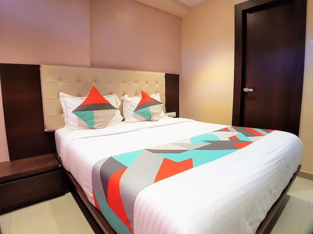 Hexa Malad Suite