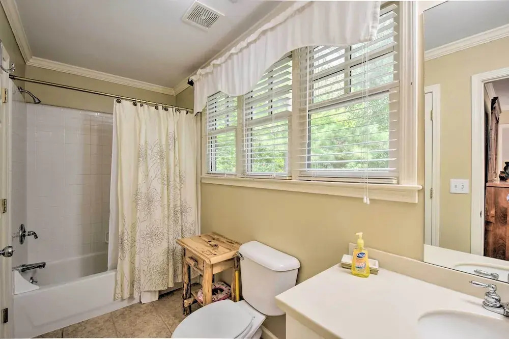 Big Canoe Retreat w/ Deck & Golf Course Views