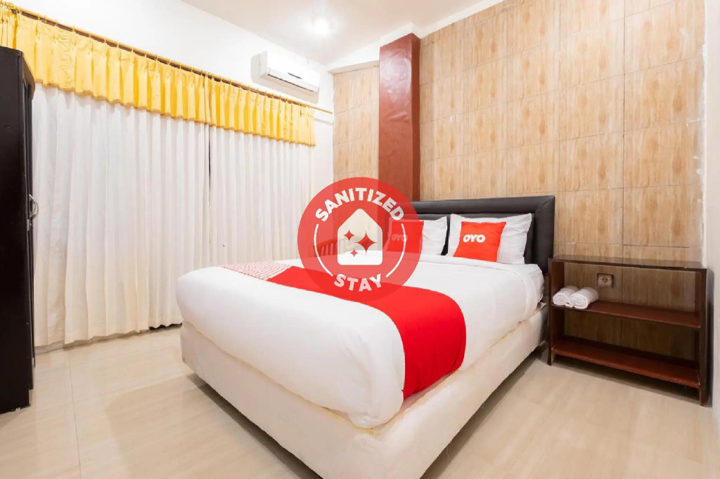 OYO 1695 Royal Senggigi Hotel
