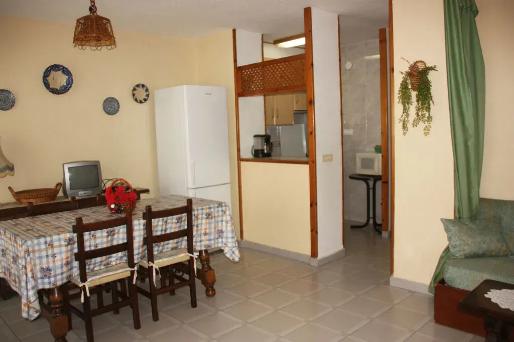 Penismar I-Ii  Apts