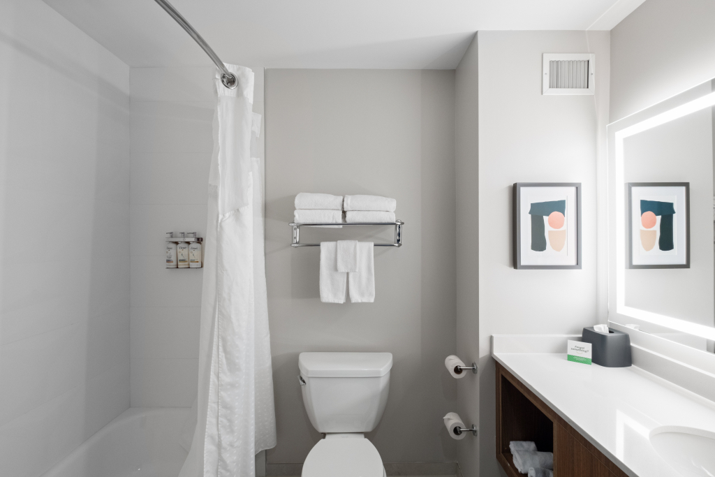 Holiday Inn Hotel & Suites Surrey East - Cloverdale by IHG