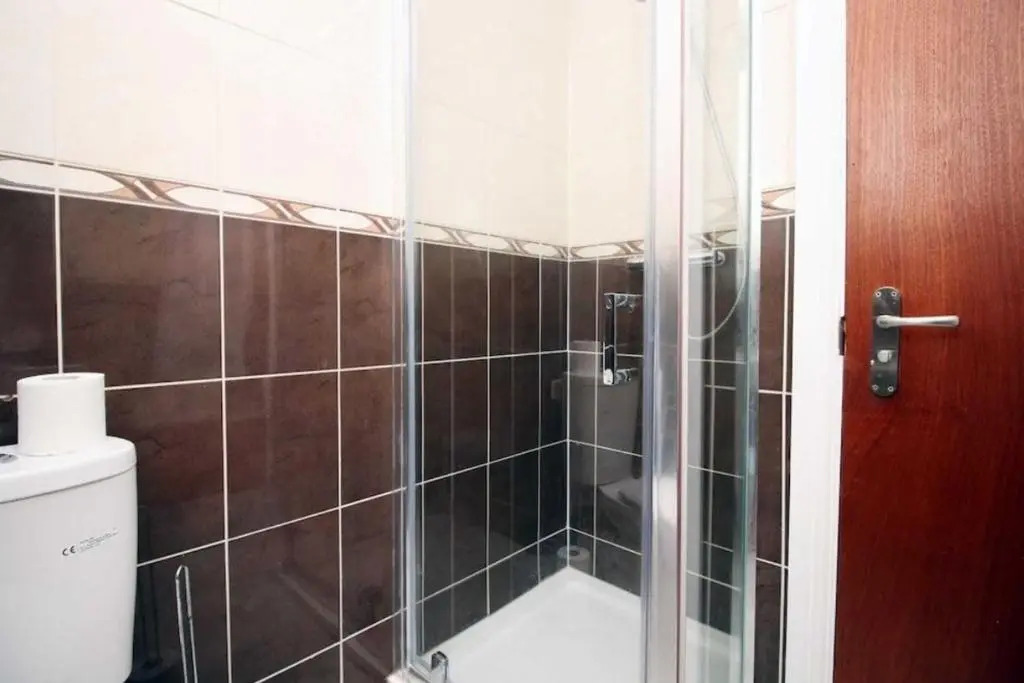 Principality House by Mia Living 3 bedroom apartment a 5 min walk to Principality Stadium