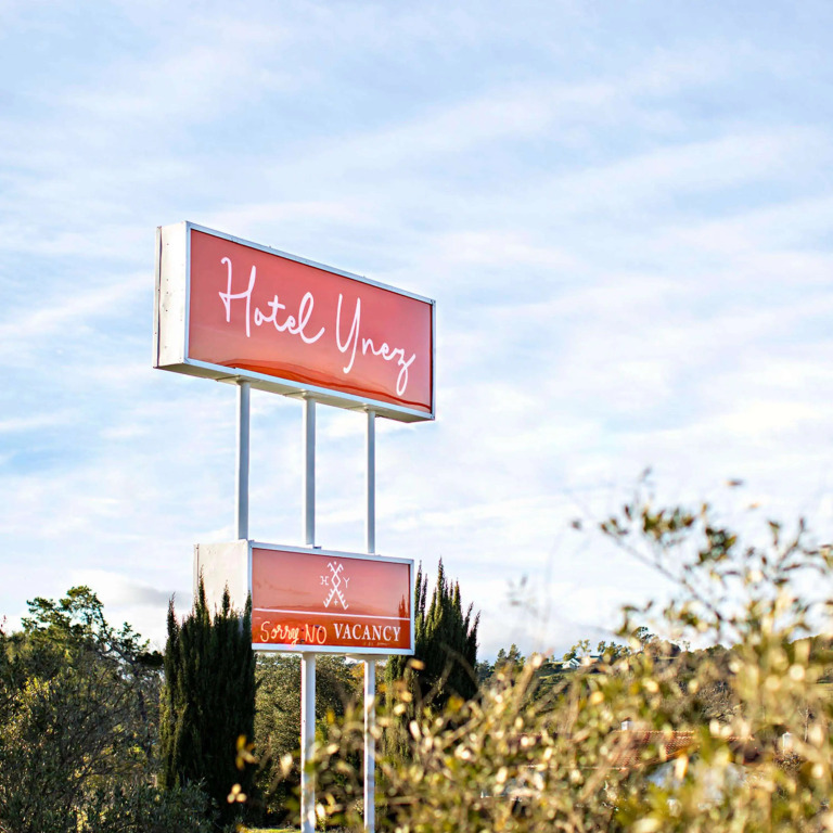 Hotel Ynez
