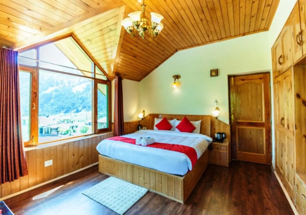 OYO 1837 Hotel Golden Meadows