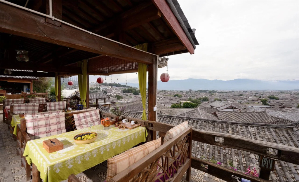 Blossom Hill Inn Lijiang Springland