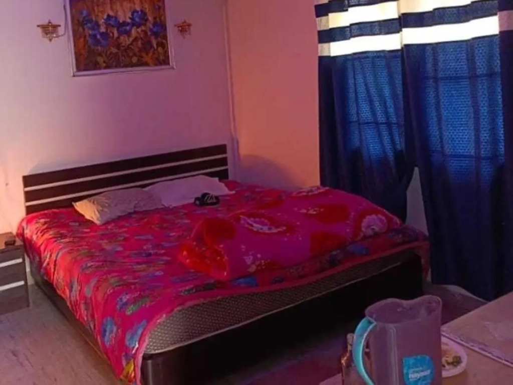 POP HOME 80621H Riddhi Resort & Home Stay