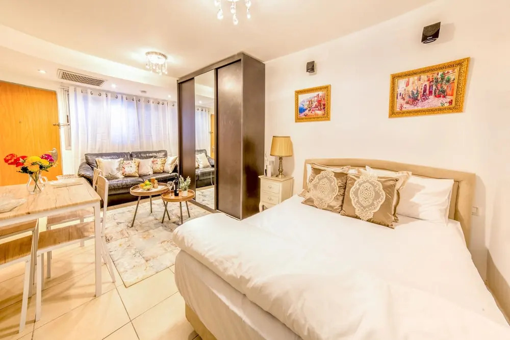 Premium suites on the Beach in Ruppin 28