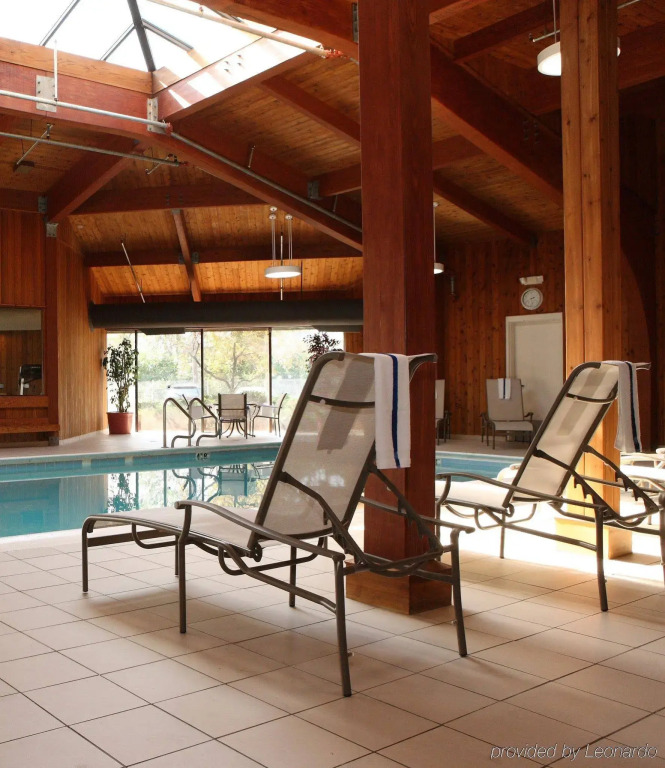 Holiday Inn