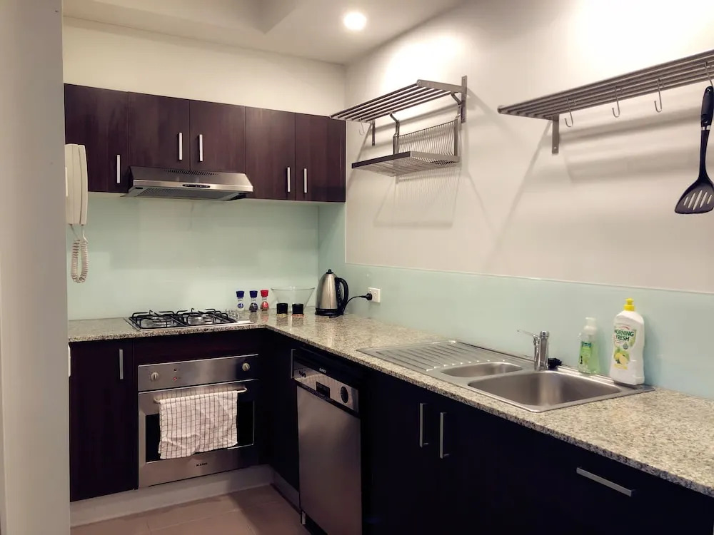 Port Melbourne Beach Front Apartment
