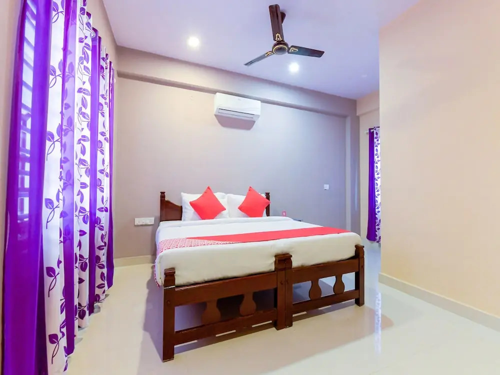 Amare Highway Residency by OYO Rooms