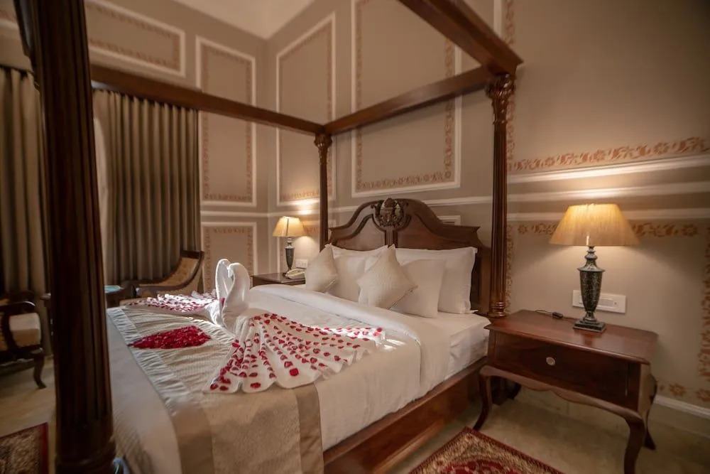 Hotel Seventh Square