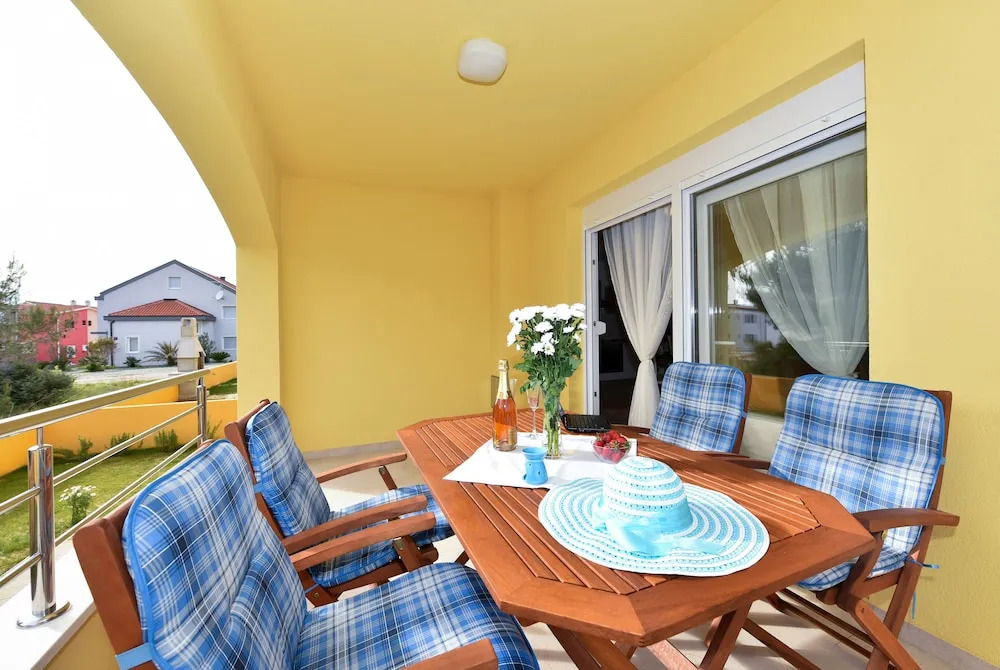 Apartments Ana Vrsi