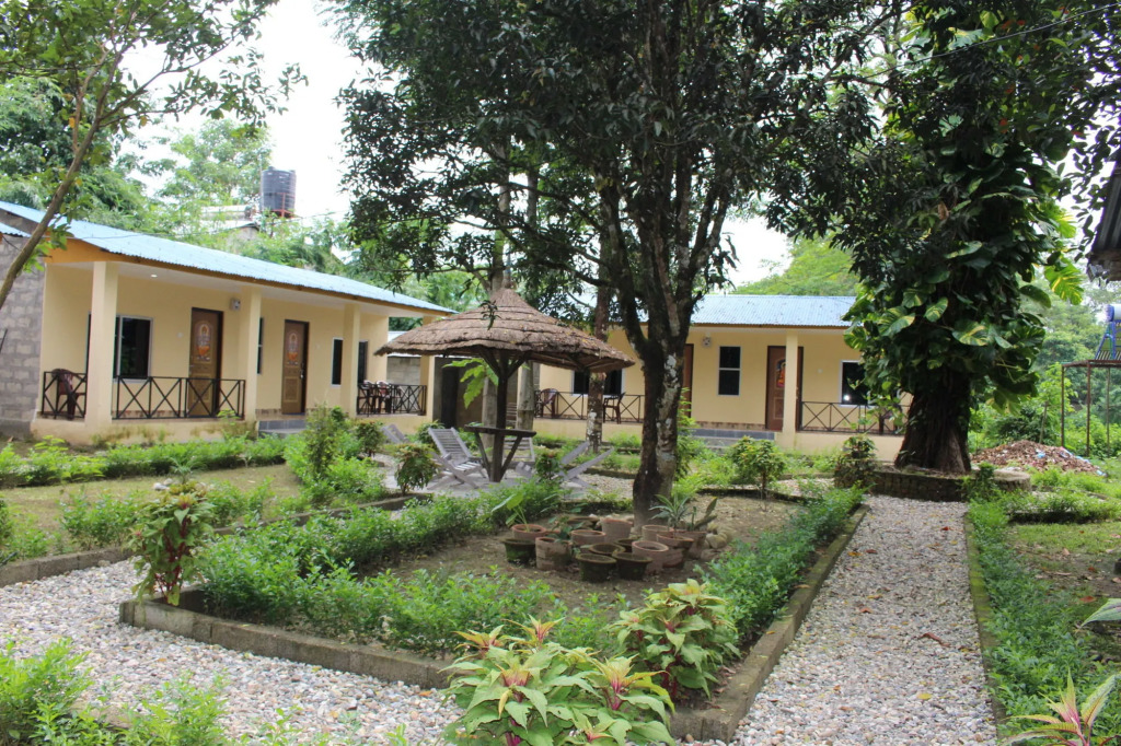 Chitwan Safari Resort