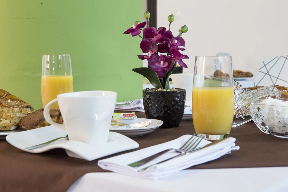 Wakola Hotel Fass Dakar