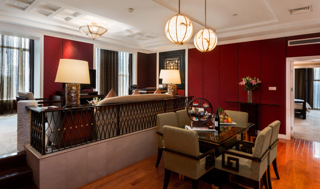 Crowne Plaza Chongqing Jiefangbei(Formerly InterContinental Chongqing)