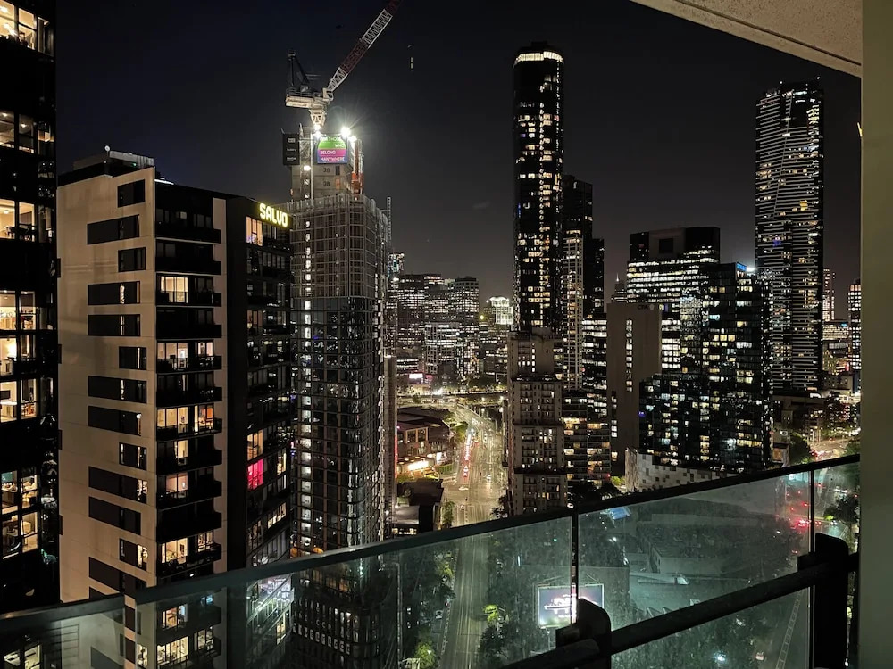 Mega Style Apartments Mainpoint