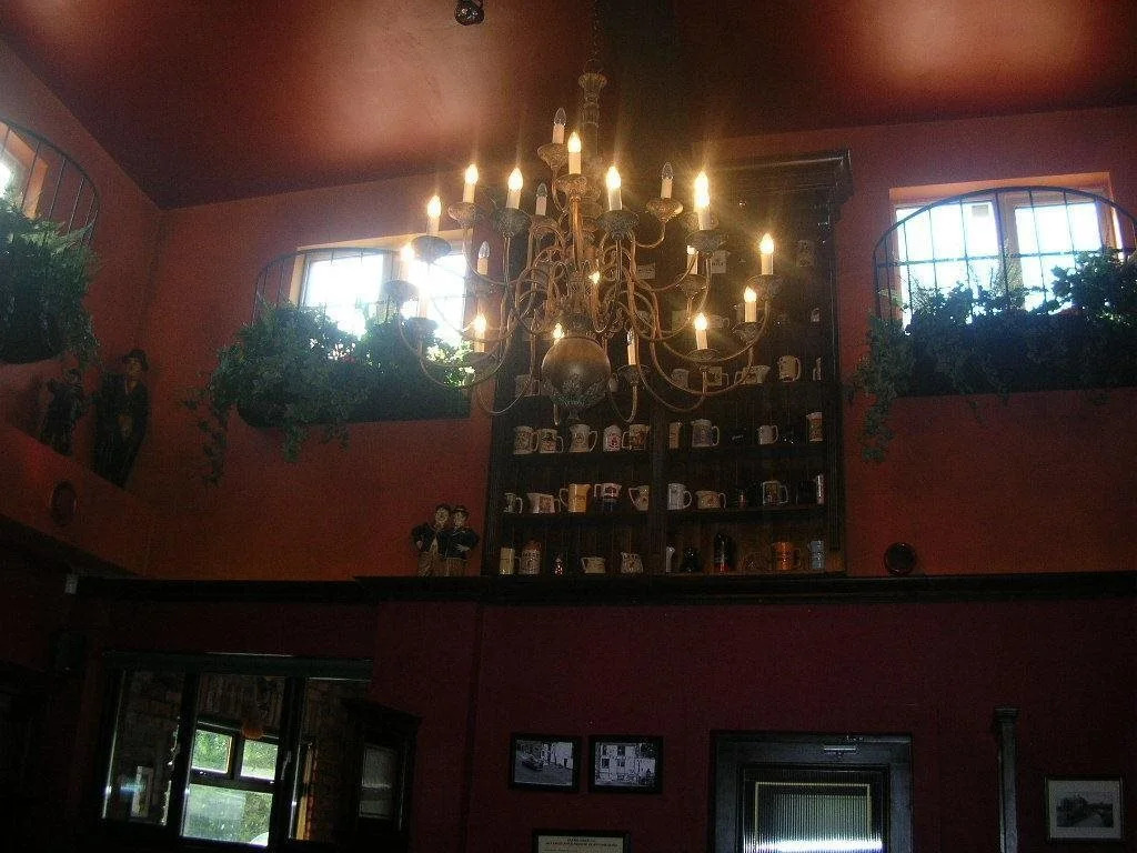 The Roundabout Inn
