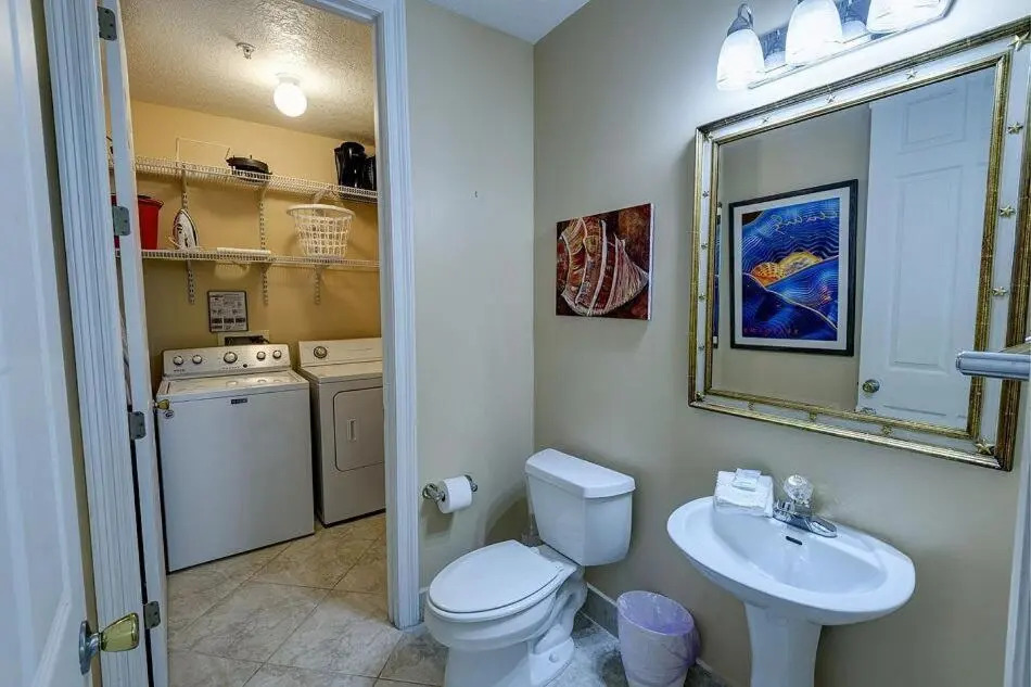 Grand Pointe 411
