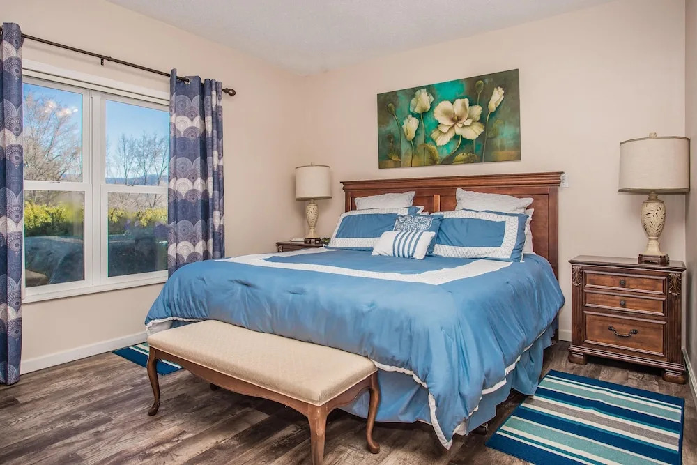 Whispering Pines 413hc
