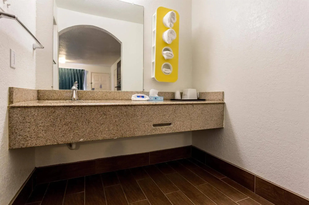 Motel 6-Bryan, TX - College Station