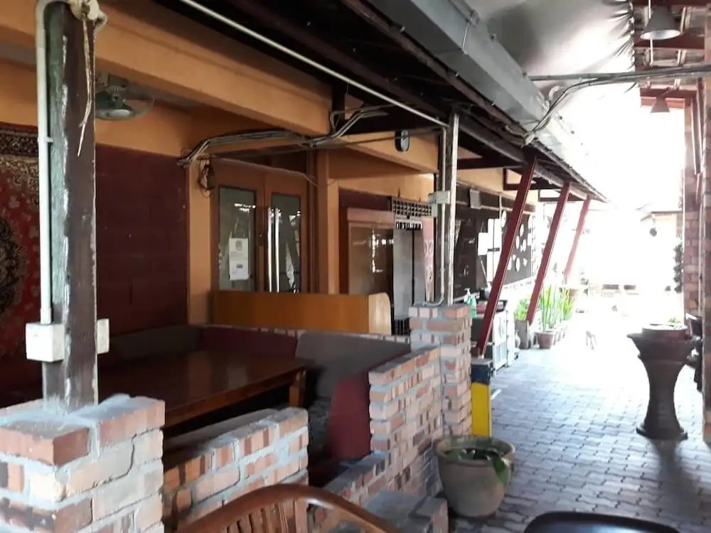 Le Chateau de Puah HomeStay