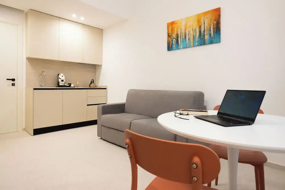 Noras Suites