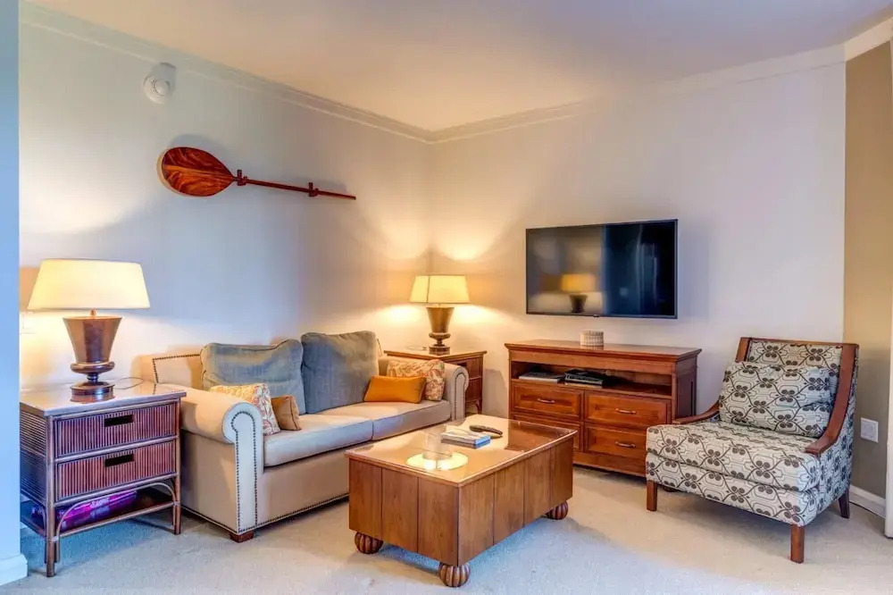 K B M Resorts- HKK-231 Beautiful Studio villa, ocean views, chefs kitchen, easy access