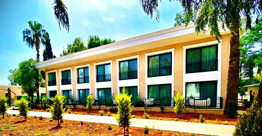Polaris Hayat Motel