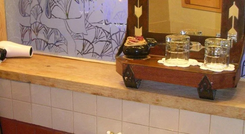 Touchstone Inn