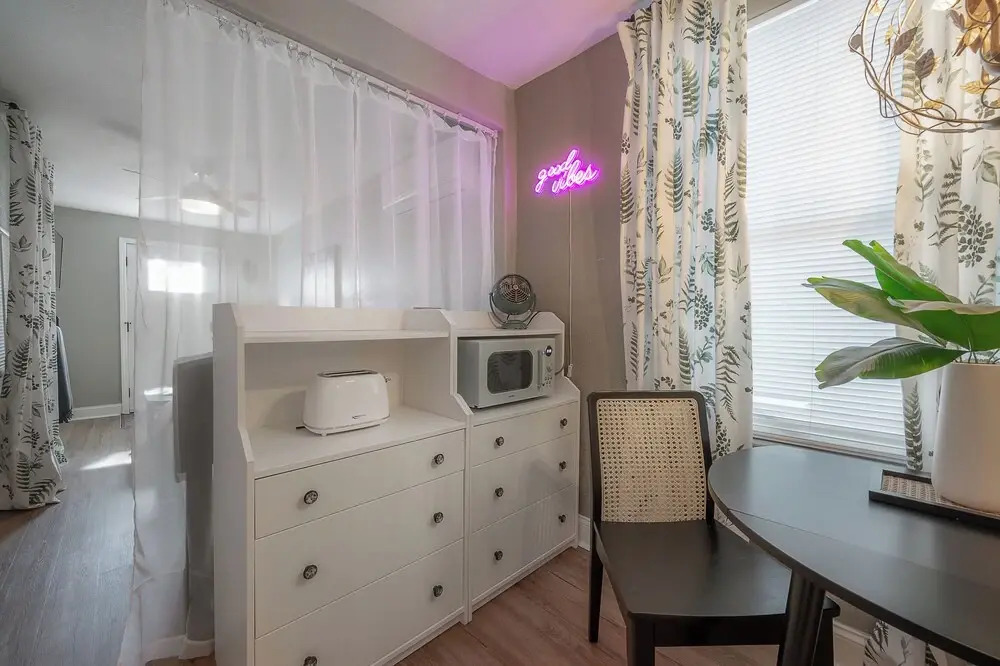 2501 W North B St, Unit 8