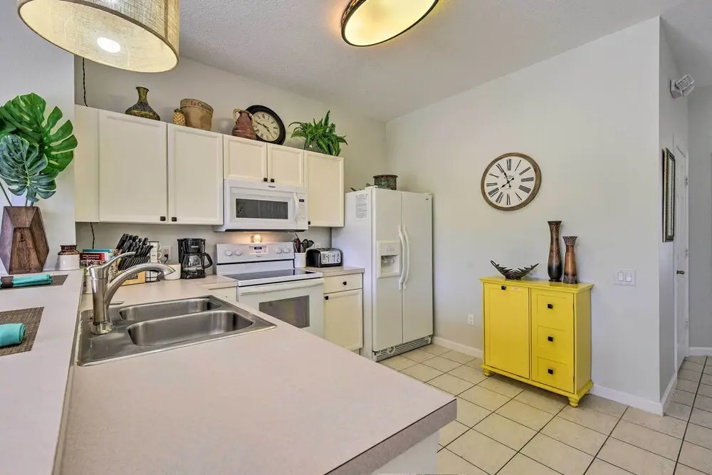 Private Pool Villa, 3mi to Disney with Game Room