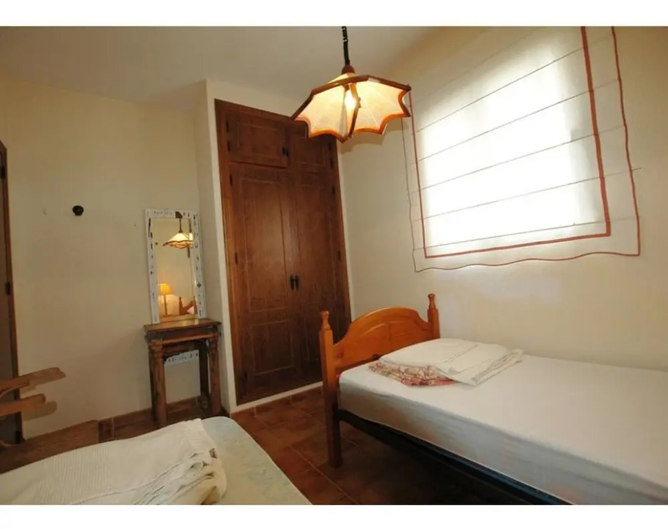 Chalet con piscina privada casa blanca