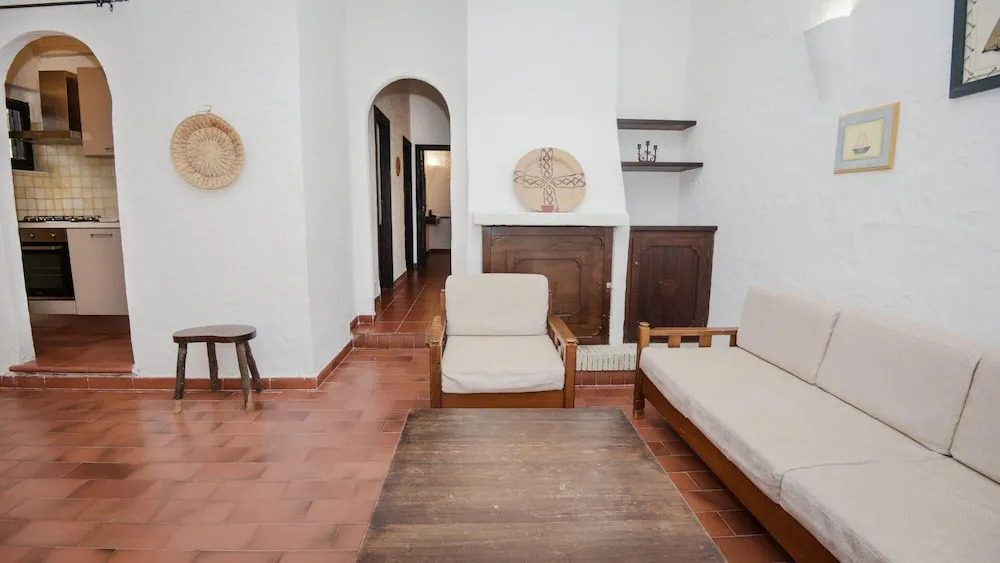 Villa Chiara: Luxury Retreat Steps from the Beach