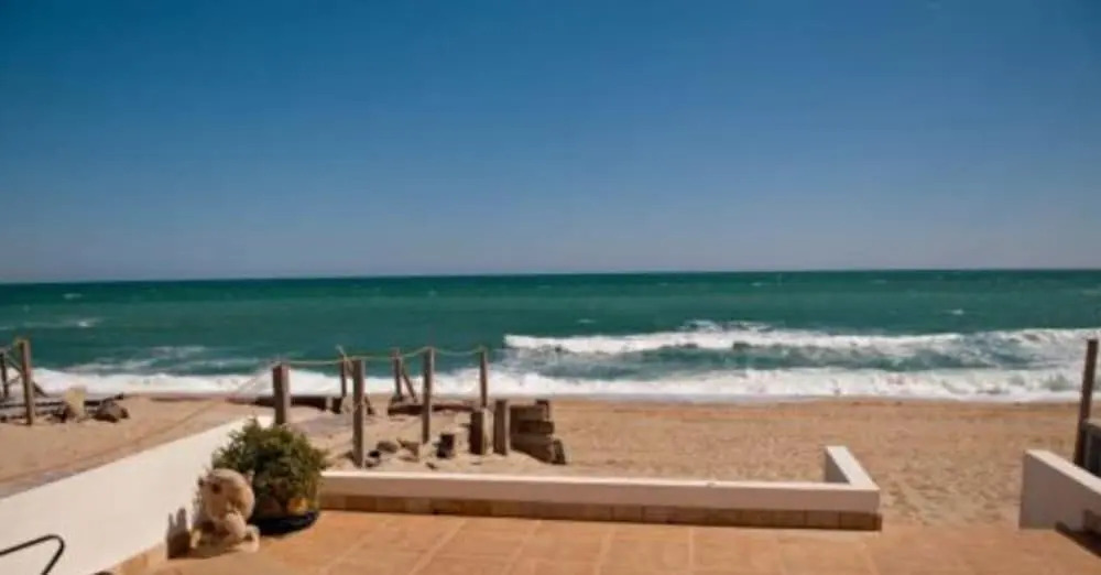 Las Olas 1 3 Bedrooms 3 Bathrooms Townhouse