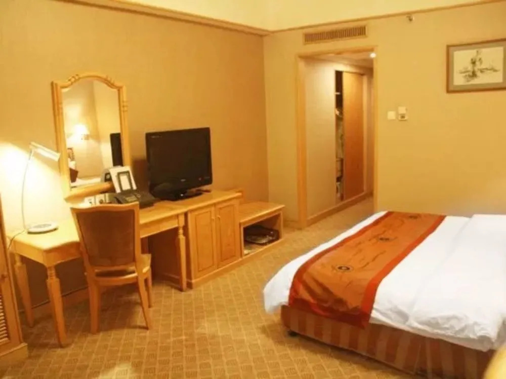 HNA Redbuds Hotel Changchun