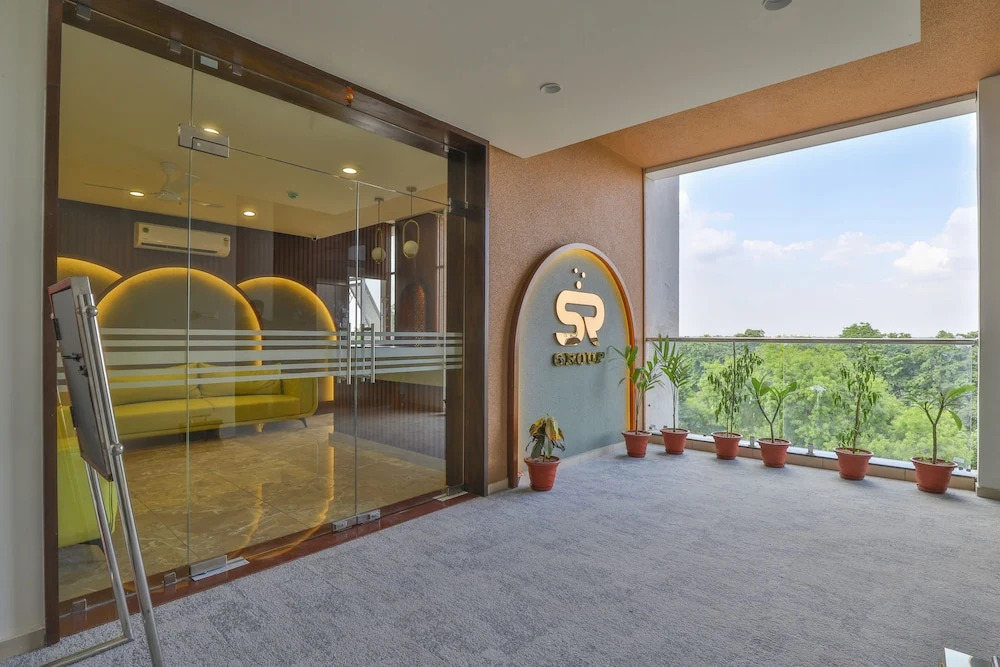 Hotel SR Regency