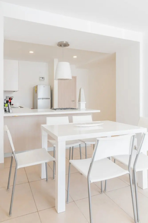 Alameda Downtown Apartment 1204